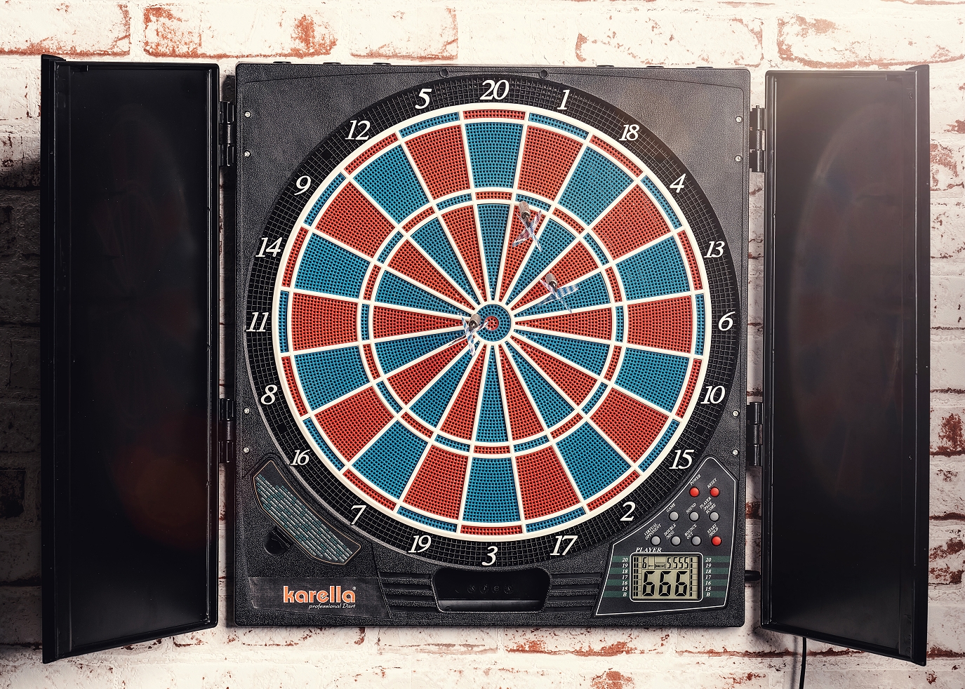 Elektronische Dartscheibe CB-25 LCD - 2-Loch - Turniermasse!