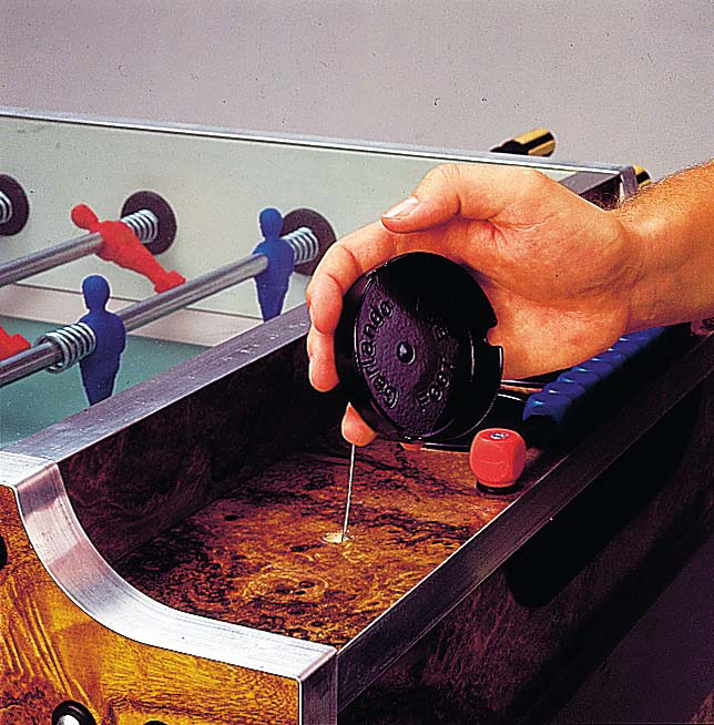 GARLANDO DELUXE - Töggelikasten mit Münzeinwurf